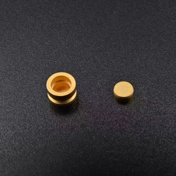Disposable high pressure crucible compatible with TA